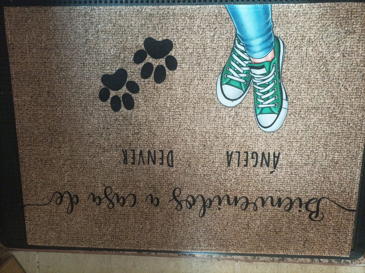 Customer photo review of Zapatos y patas - Felpudo personalizado