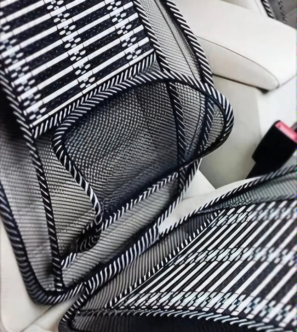 Customer photo review of Respaldo Ergonómico de Bambú para Coche