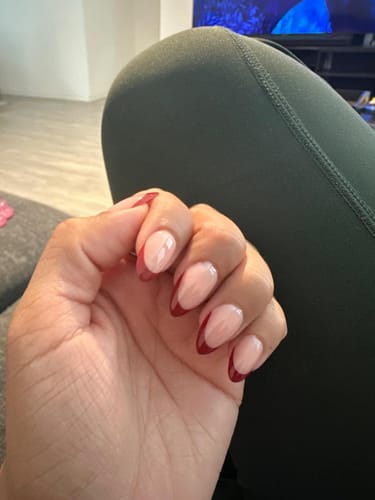 Customer photo review of XCOATTIPS® French - Short Almond Red Pastel Tips