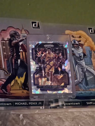 Customer photo review of Austin Reaves Autograph Signing