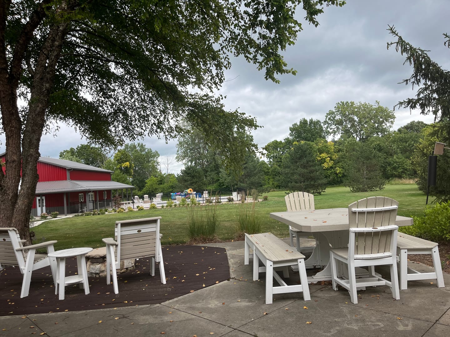 Customer photo review of LuxCraft 2' Plain Bench