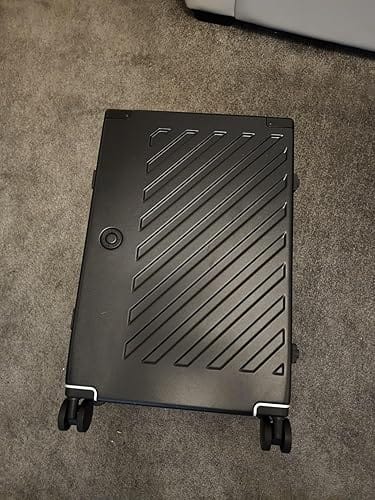 Customer photo review of JLY UrbanNomad - Large Suitcase (77cm)