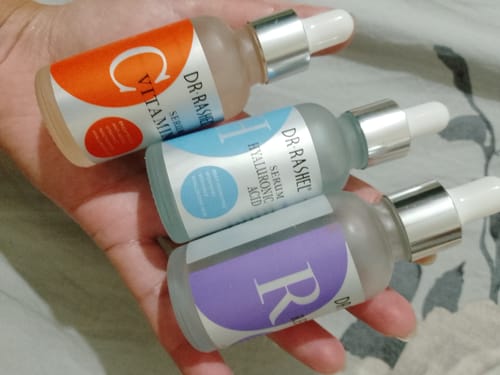 Customer photo review of Dr.Rashel Vitamin C , Hyaluronic Acid And Retinol Facial Serum