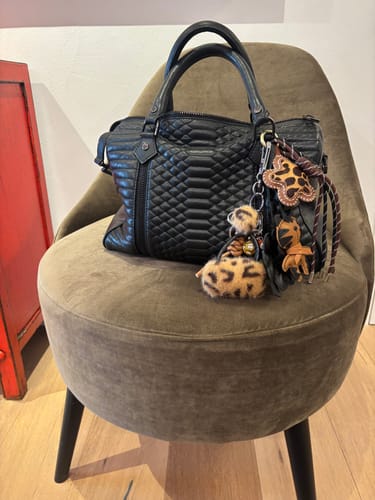 Customer photo review of BAG LEOPARD CHARM