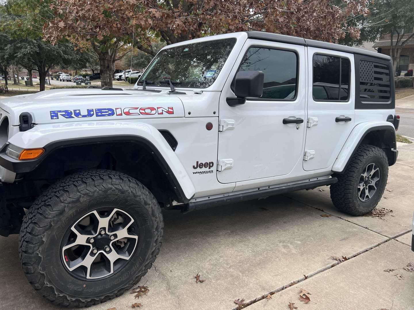Customer photo review of Rubicon Hood Lettering - American Flag