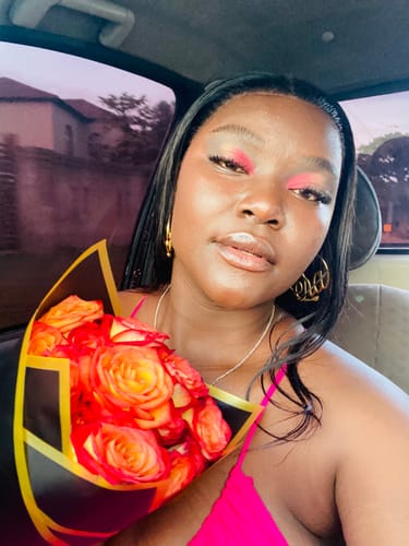 Customer photo review of Gold Era Logo Hoops