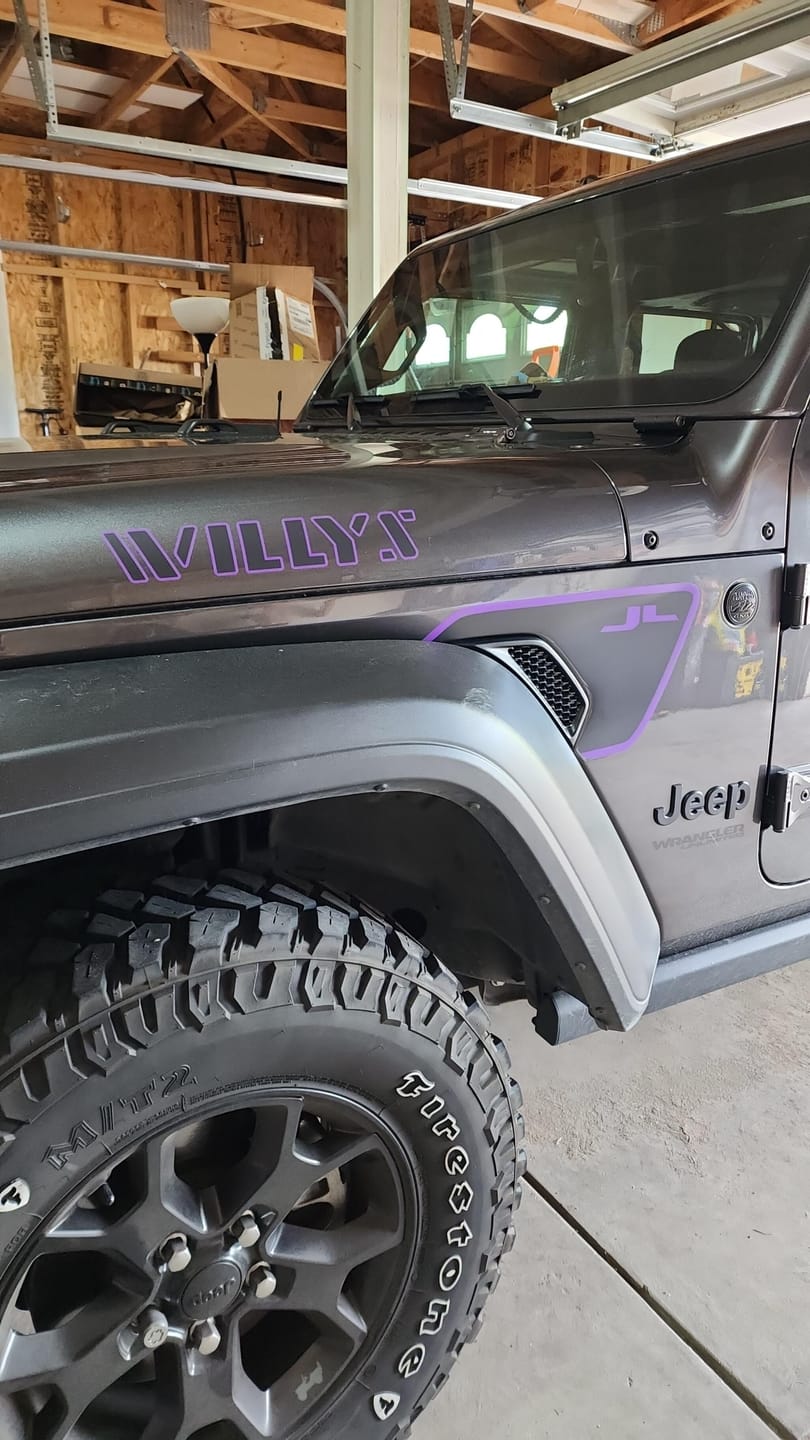 Customer photo review of Willys Hood Lettering - Colored Outline