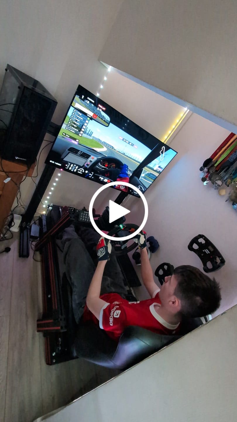 Customer video review of HYBRID Cockpit