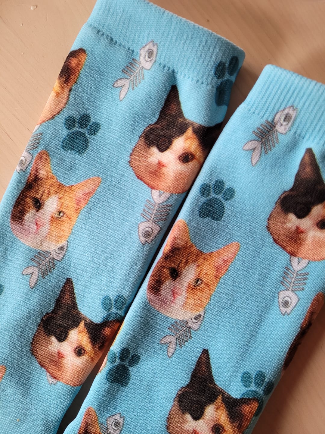 Customer photo review of FaceSock® | Custom Katten Sokken Met Foto