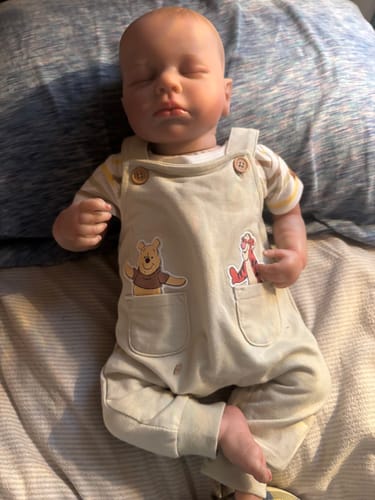 Customer photo review of 8 Pounds Weighted Newborn Lifelike Reborn Baby Doll 20 inch Baby Girl/Boy Soft Heavy Baby Dolls For Children Child Friendly First Play Dolls