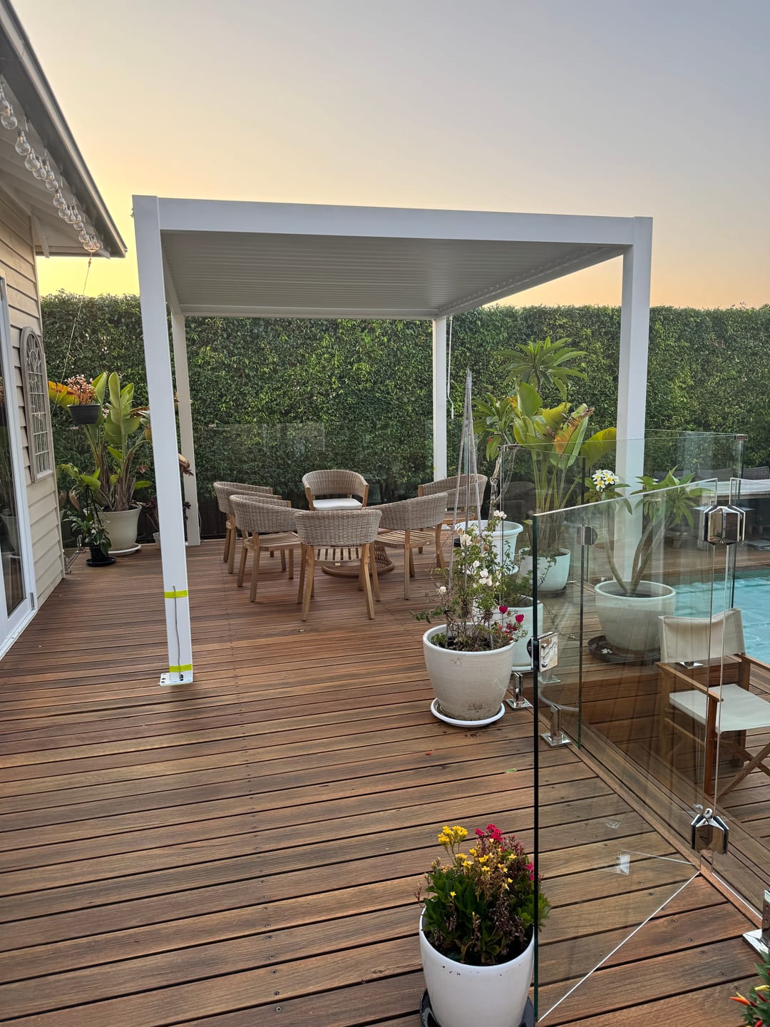 Customer photo review of Baltic Manual  Freestanding  Louvre Roof Aluminium Pergola