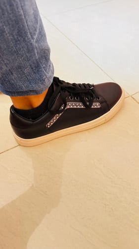 Customer photo review of TENIS MORELOS NEGRO