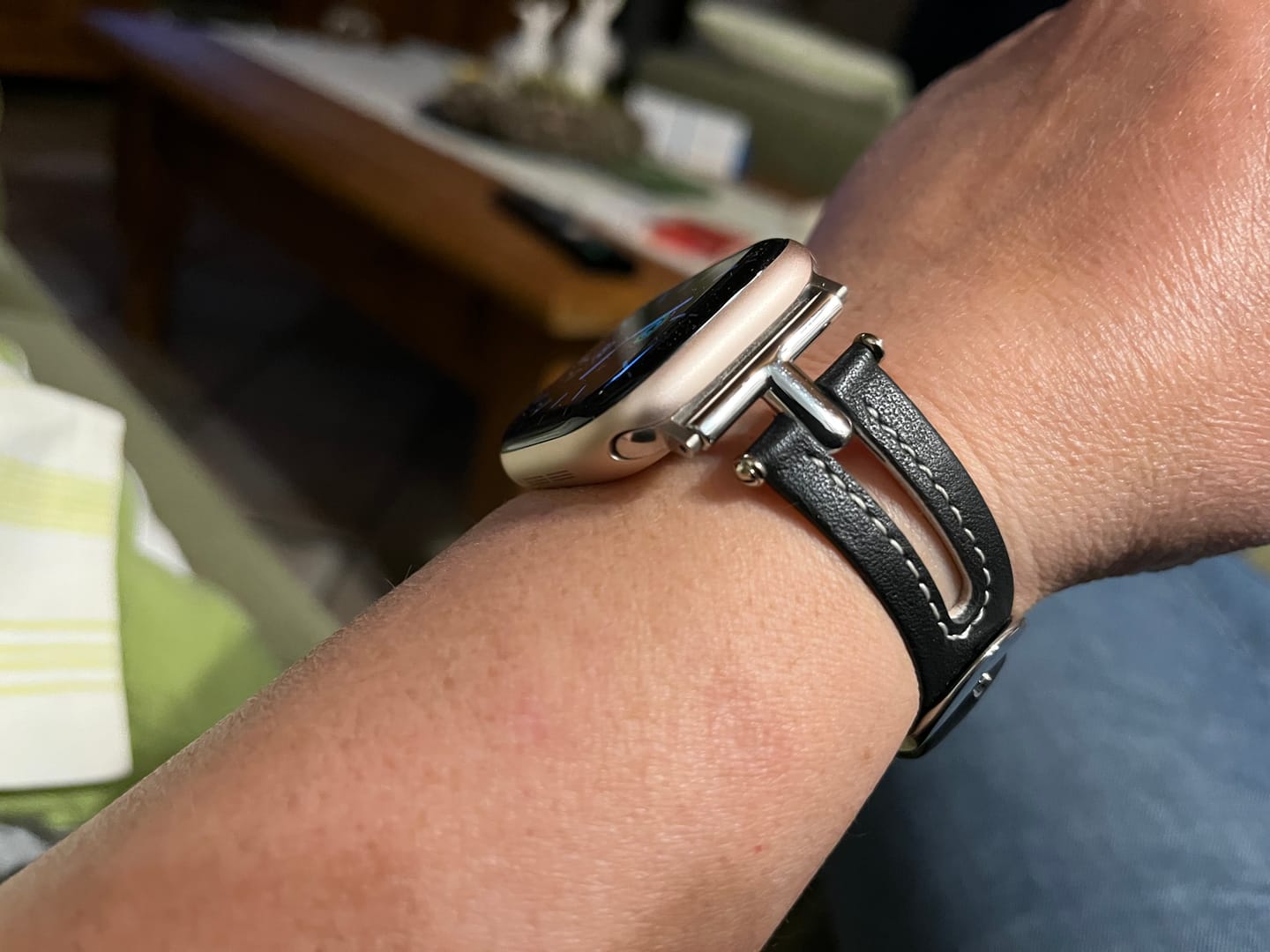 Customer photo review of Apple Watch Lederband "Emilie"