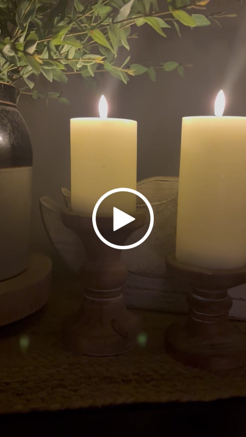 Customer video review of Textured Ivory Melting Effect Flameless Candle