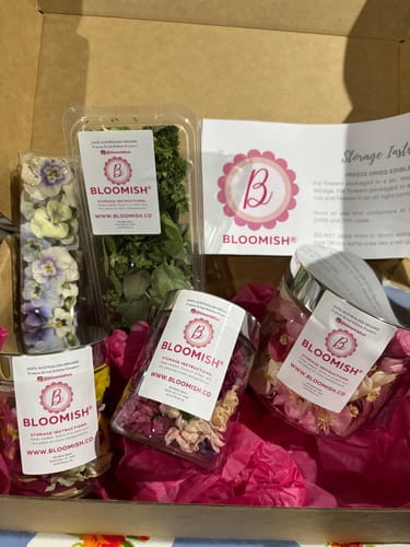 Customer photo review of SNAPDRAGONS - Freeze Dried Edible Flowers