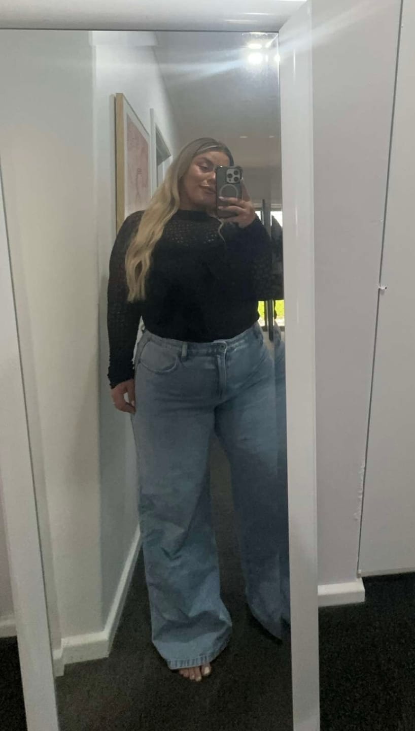 Customer photo review of 22 Inch Mini Weft Hair Extensions