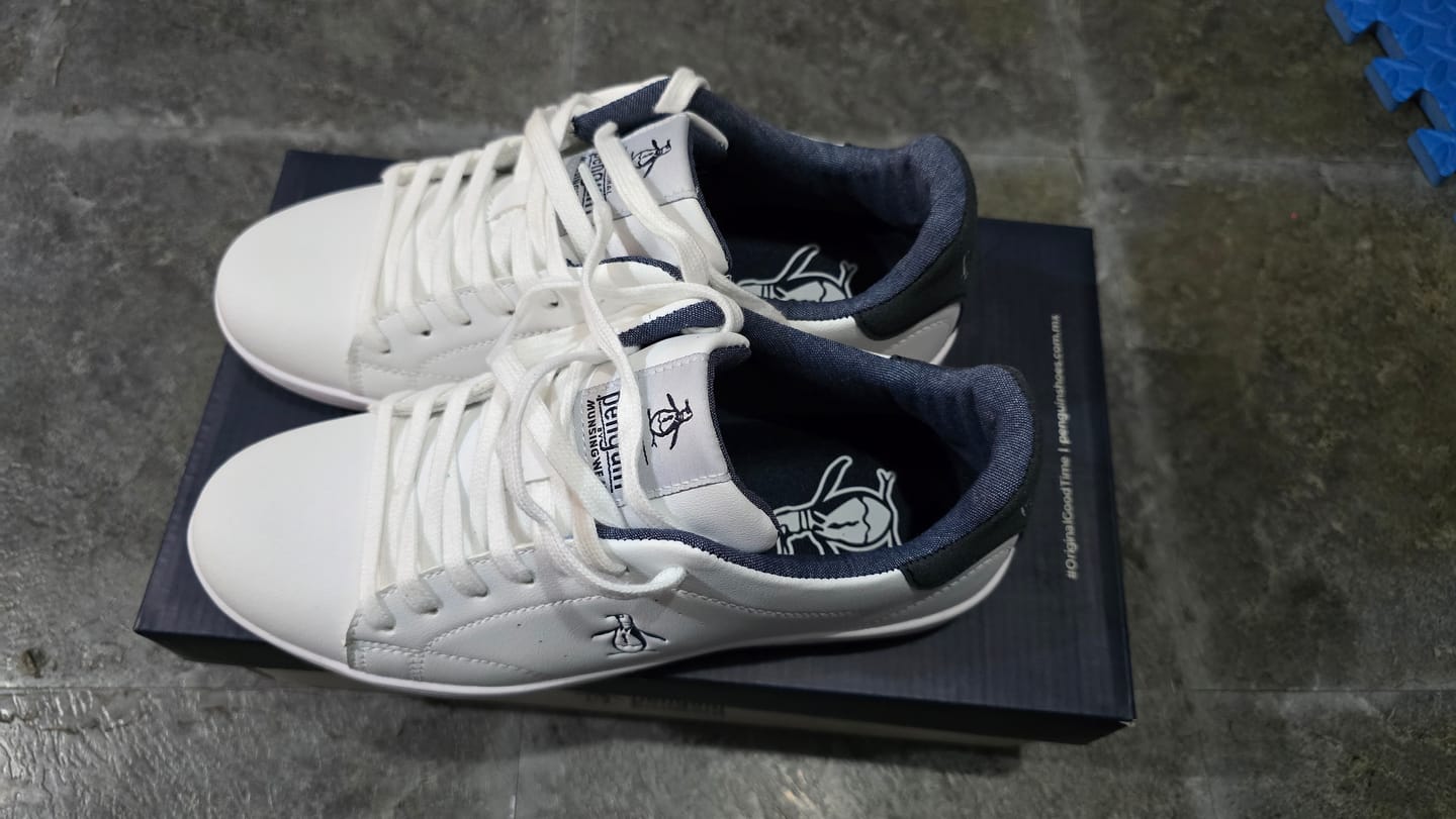 Customer photo review of Tenis Style Hostin Blanco con Marino