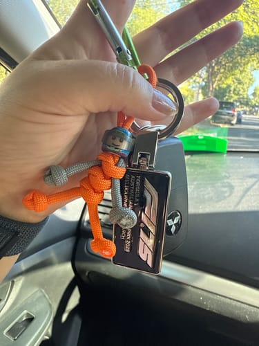 Customer photo review of Limited Edition Oscar Piastri Racing Paracord Buddy Keychain