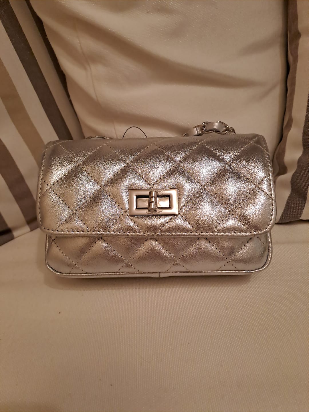 Customer photo review of Gianna - Mini Borsa a Tracolla in Pelle Matelassé