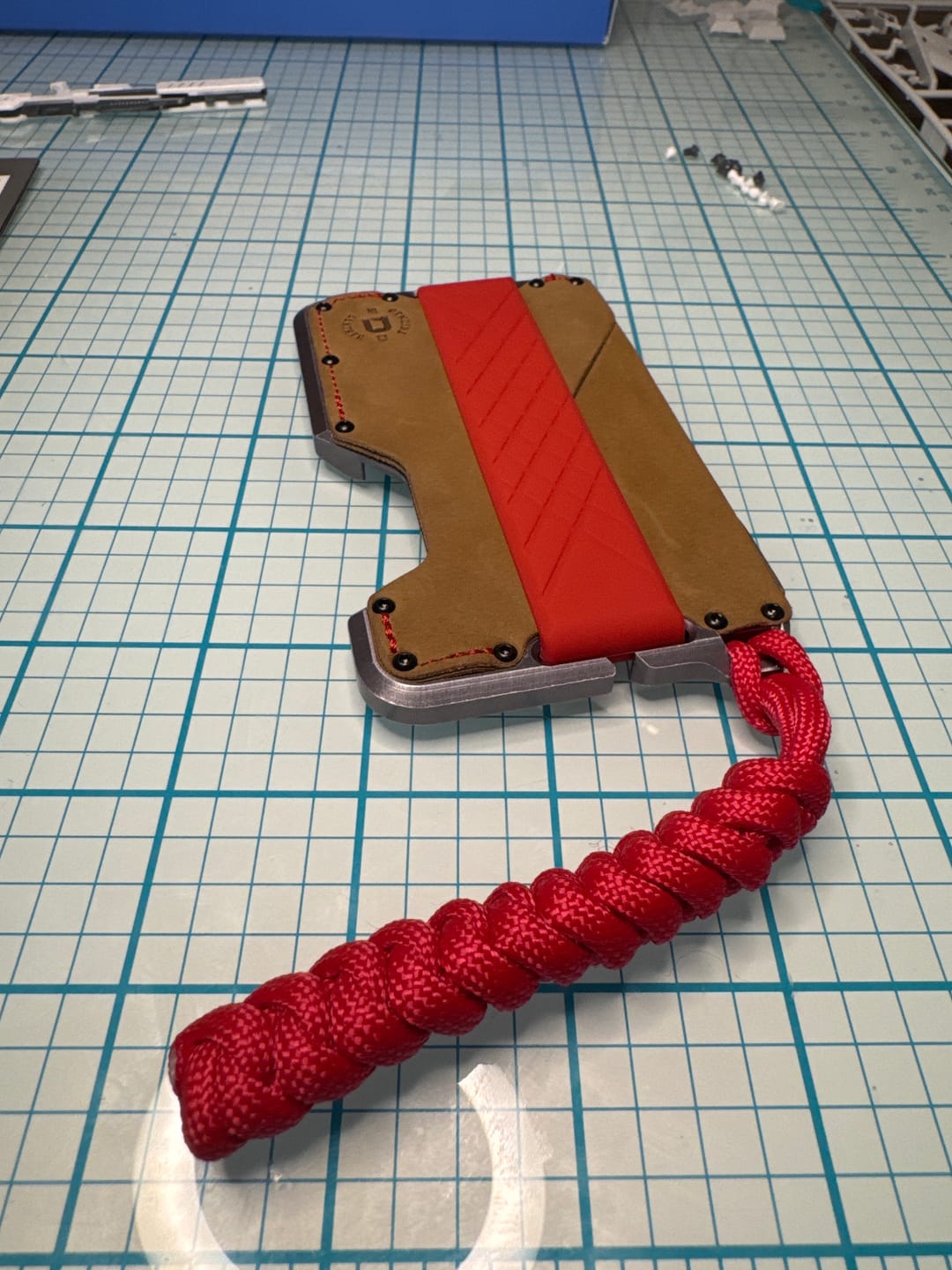Customer photo review of 550 PARACORDS/LANYARDS