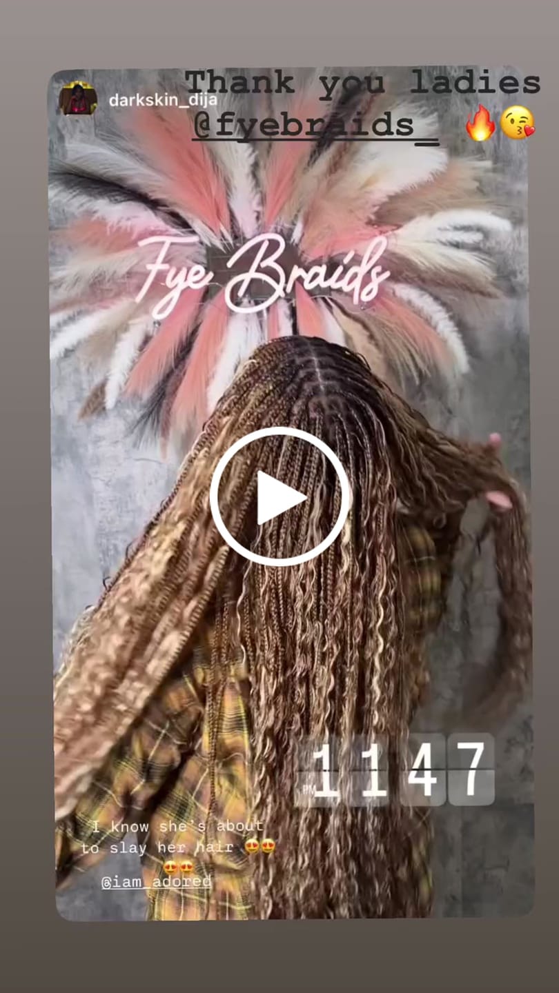 Customer video review of #30 Light Brown Deep Wave Bulk Hair Extensions for Braiding