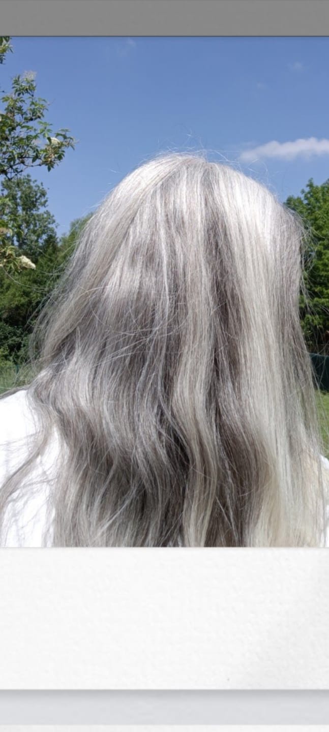 Customer photo review of 15% Lavendel mit Kamille & Kaffee Haarseife (Haarwachstum & Tiefenpflege)