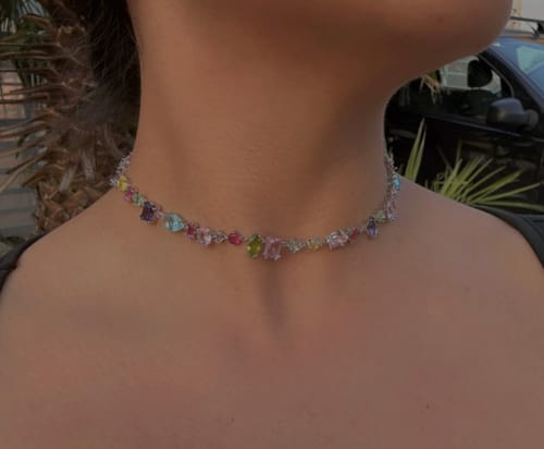 Customer photo review of COLLAR GEMA CRISTALES COMPLETO MULTI COLOR SWAROVSKI + KIT DE REGALO
