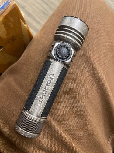 Customer photo review of OLIGHT SEEKER4PROSVPTBZCW Seeker 4 Pro High Power Flashlight - Silver-Plated Bronze CW(5700~7000K)