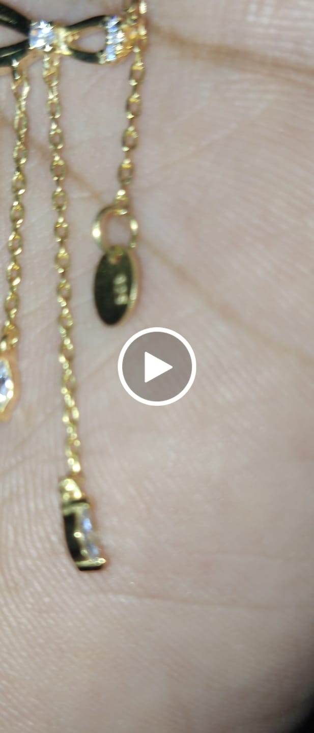 Customer video review of Bhavani Diamond Mangalsutra | BIS Hallmarked | 18k Gold Vermeil