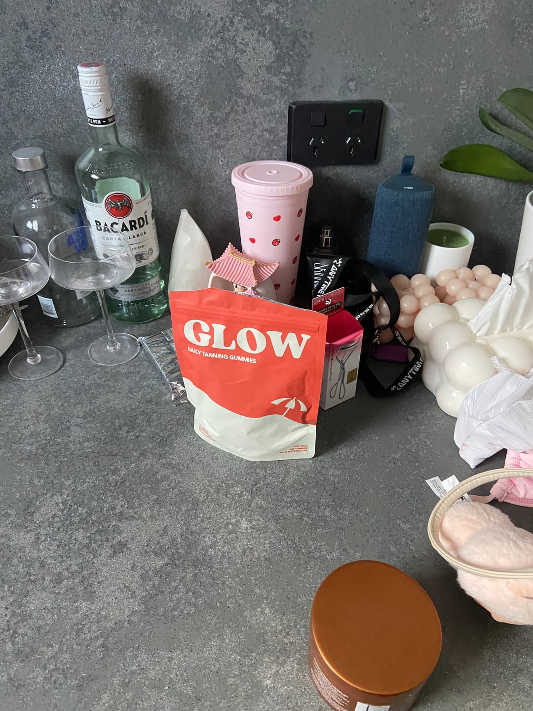 Customer photo review of Glow Gummies