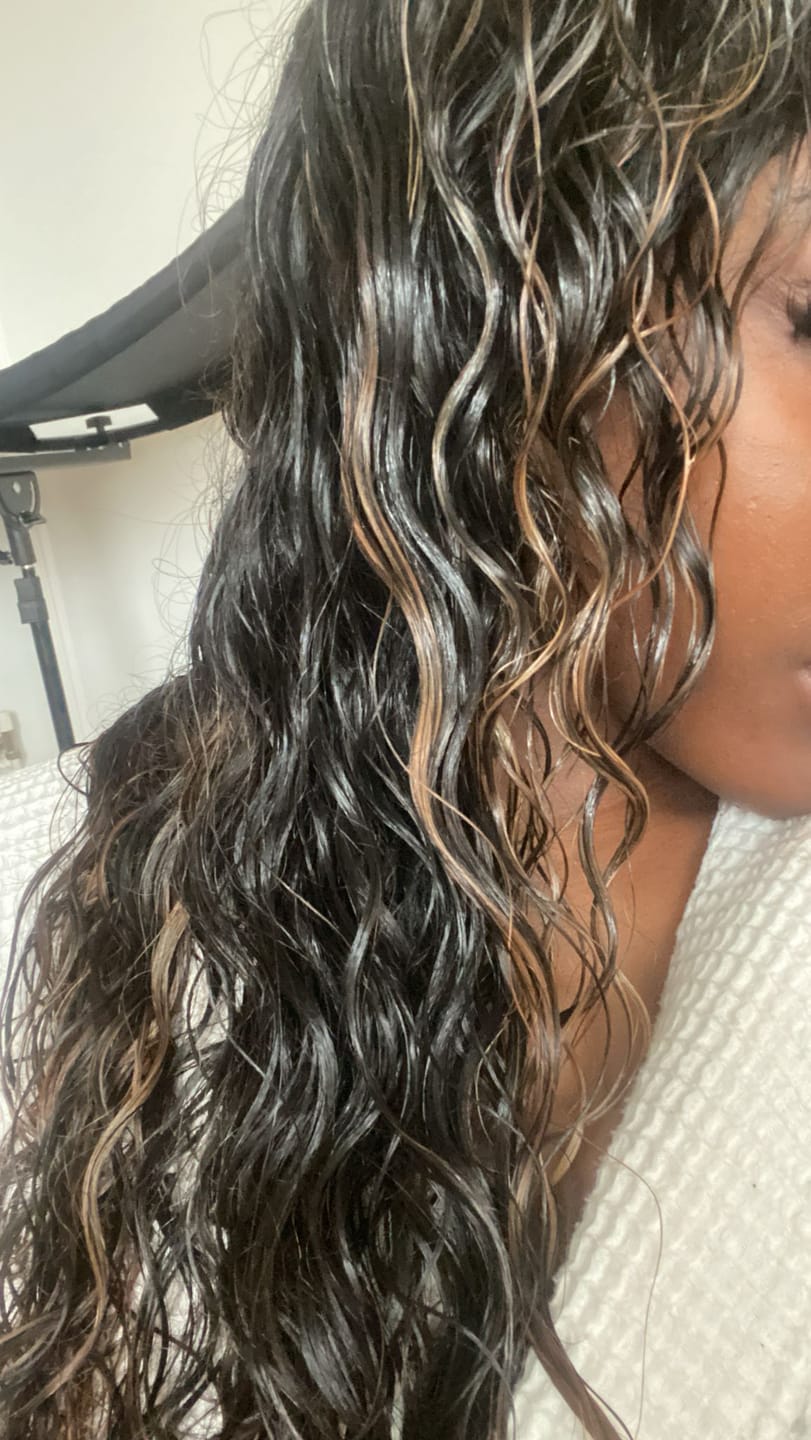 Customer photo review of Raw Indian Curly Hair Extensions