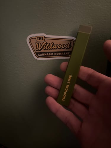 Customer photo review of THCa Liquid Diamond Live Resin 2.0g Disposable