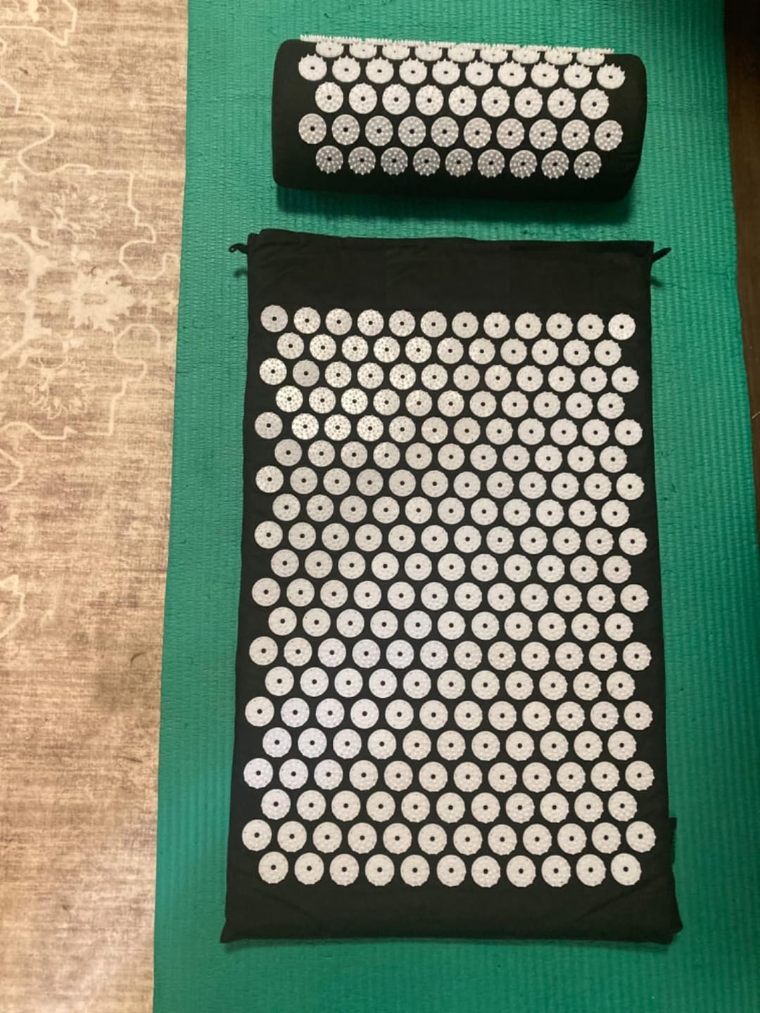 Customer photo review of Acupressure Mat & Pillow Set