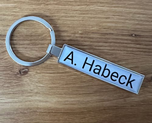 Customer photo review of Kennzeichen Schlüsselanhänger Mini Nummernschild Metall