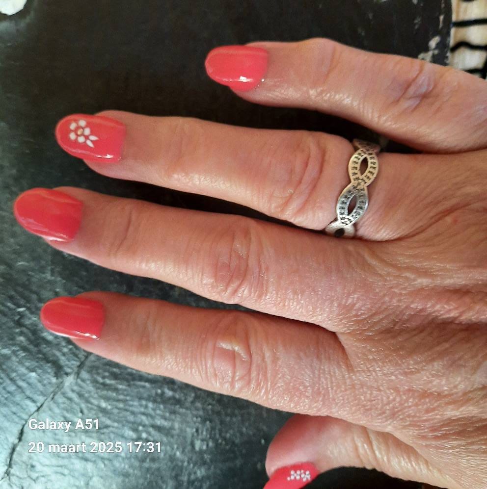 Customer photo review of Cerise Dipping Powder
