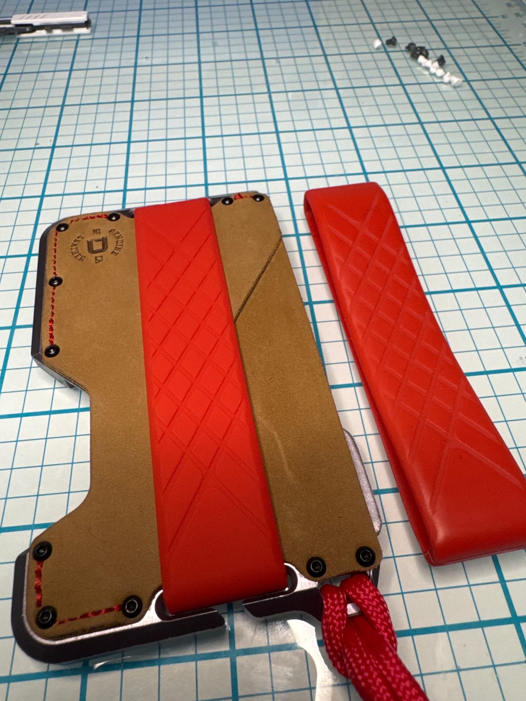 Customer photo review of HORIZONTAL WALLET BANDS (D-Series and T-Series Wallets)