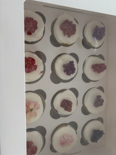 Customer photo review of STOCK - Freeze Dried Edible Flowers