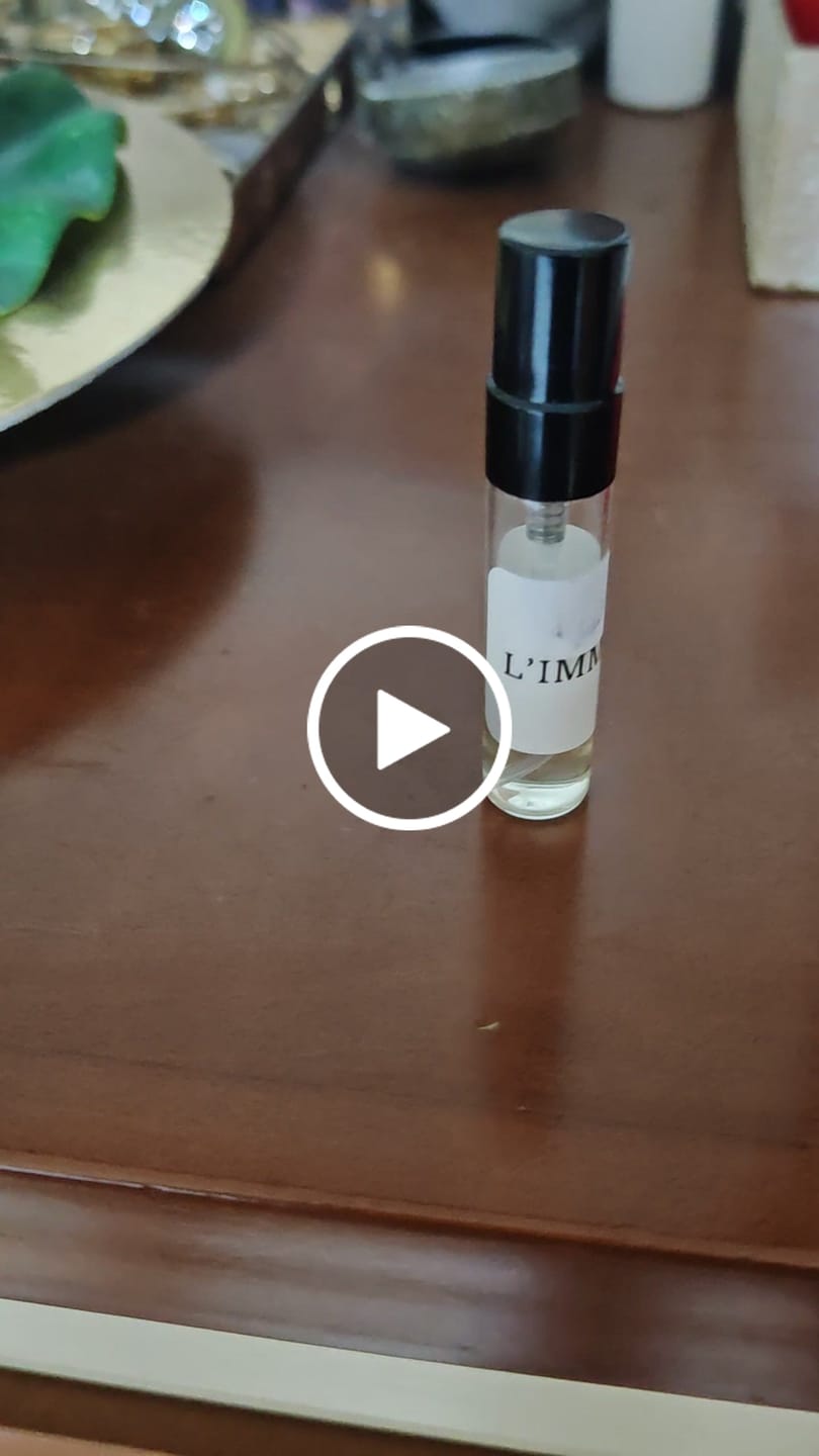 Customer video review of L'IMMENSITE