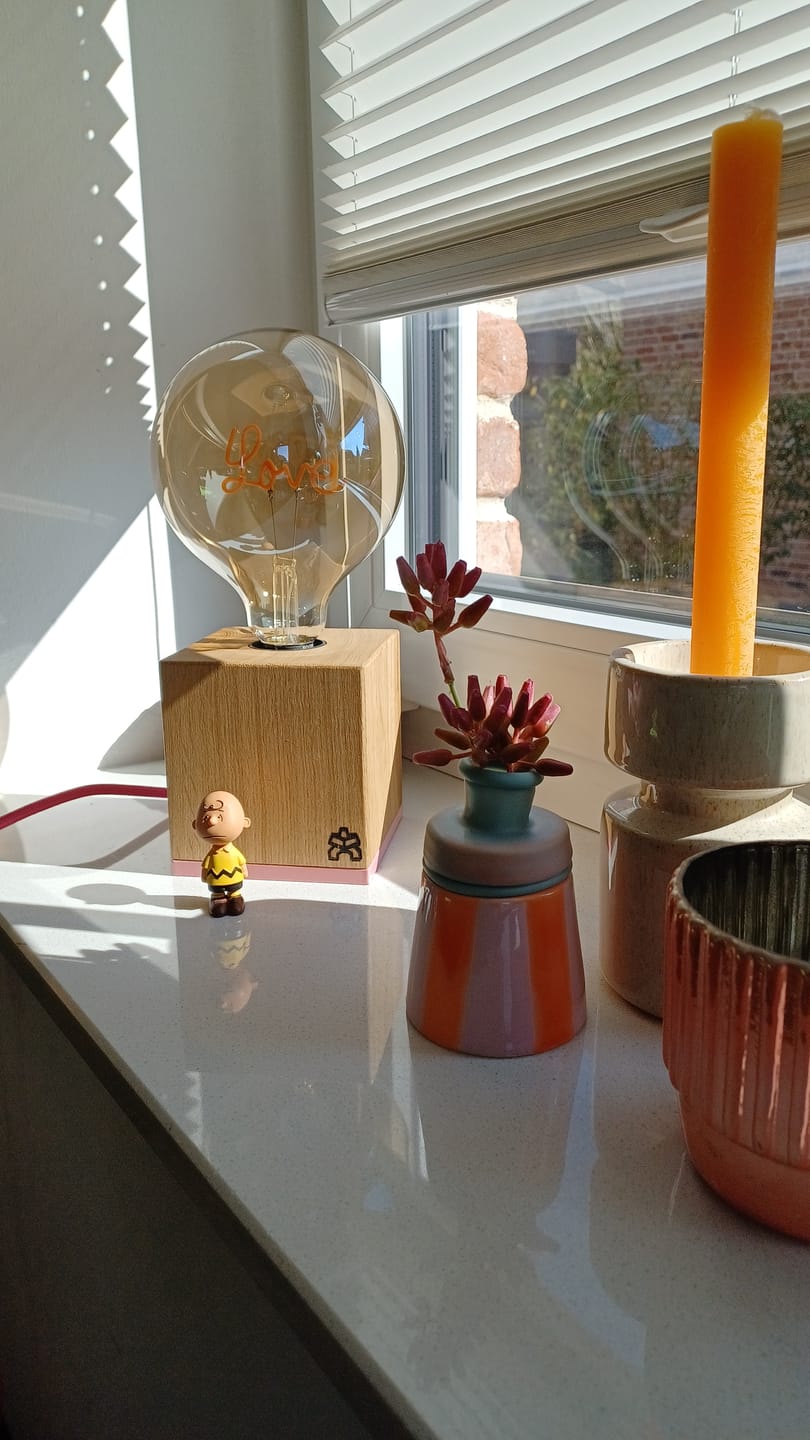Customer photo review of Tischlampe Holz LORENZ