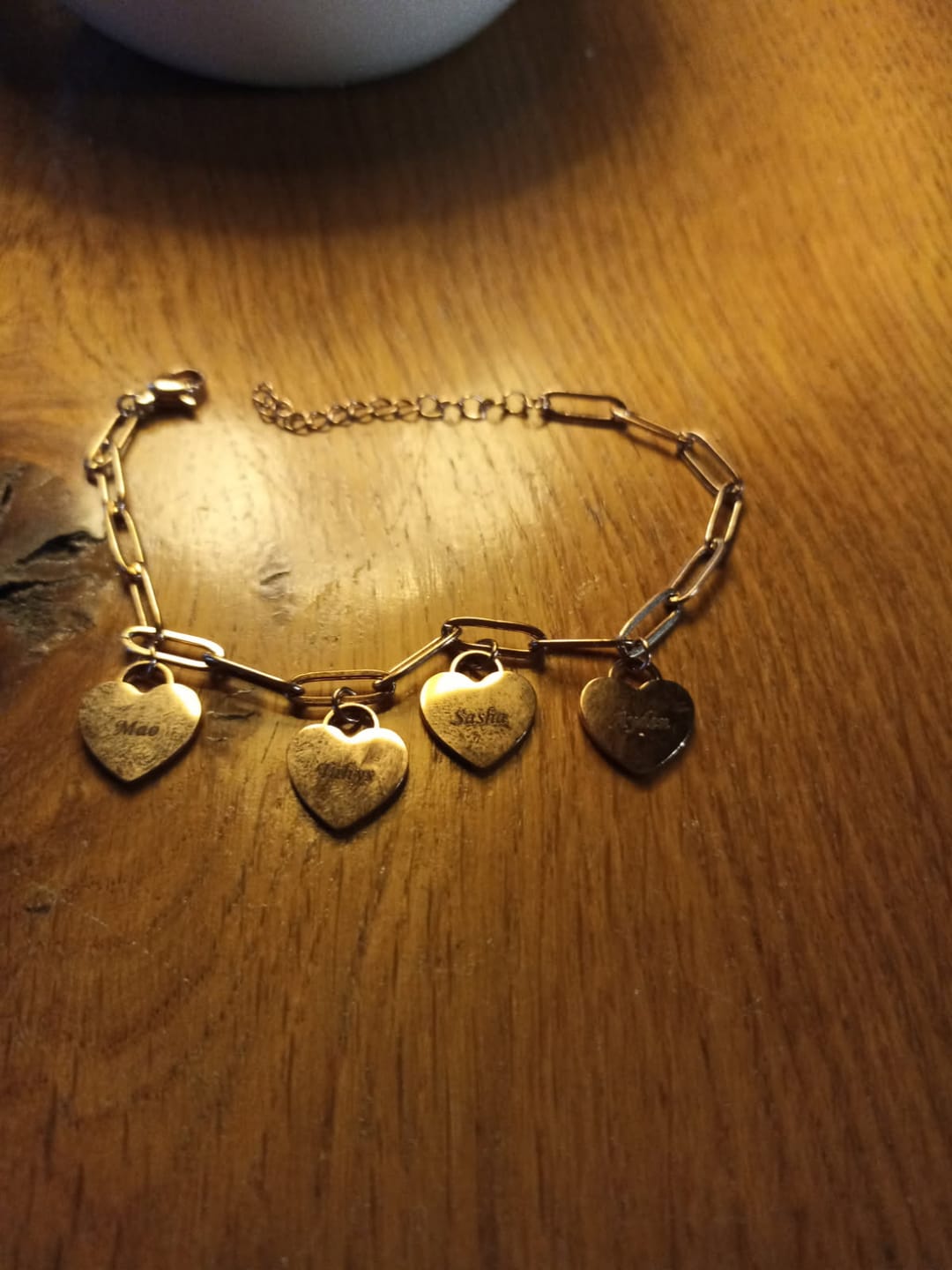 Customer photo review of Bracelet Personnalisé à Cœurs Multiples