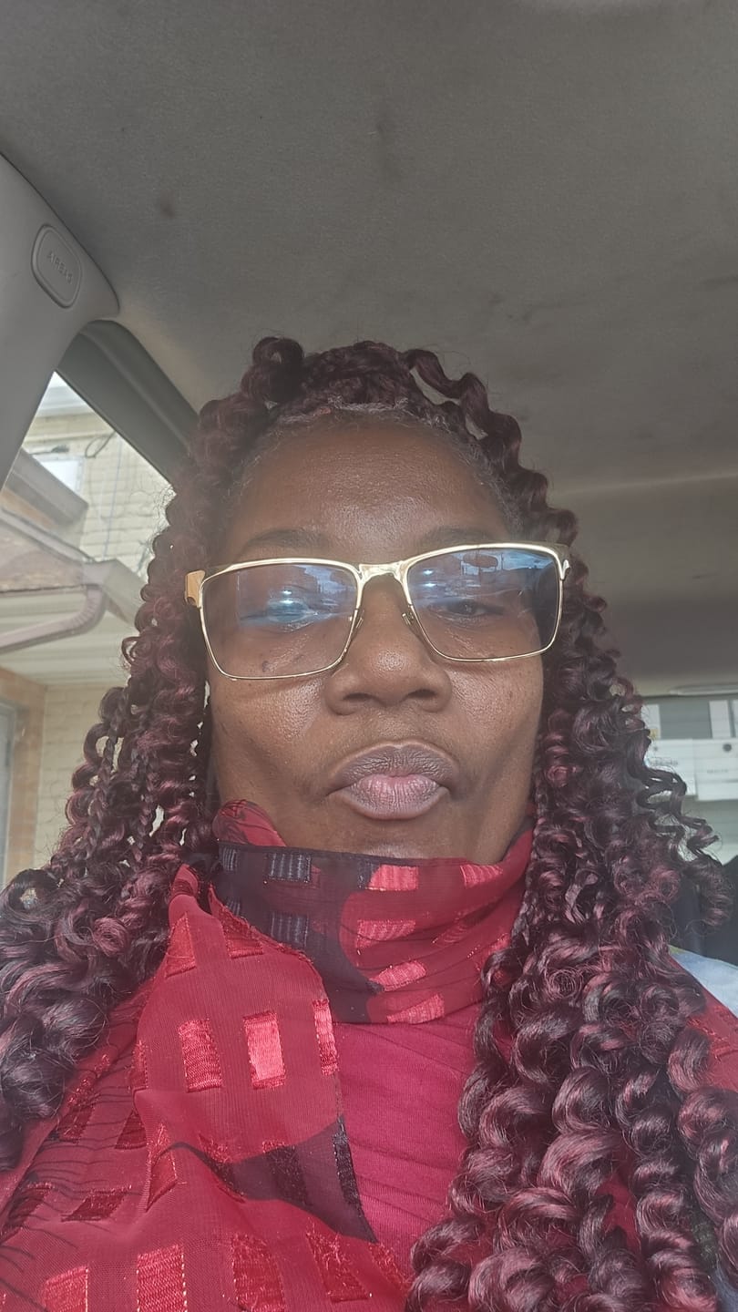 Customer photo review of RUWA Pre-Stretched Braiding Hair 3X's Pack - 24" inches