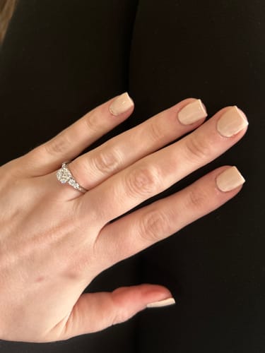 Customer photo review of Sensitive Dip Powder Liquid Set