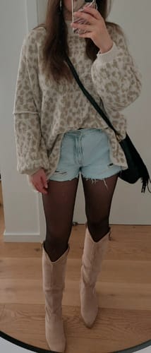 Customer photo review of Elise Western Stiefel - Beige