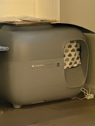 Customer photo review of Self-Cleaning Litter Box
