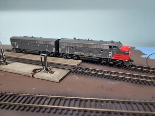 Customer photo review of BLI 8196 EMD F7 A/B, SP 6233/8148, Bloody Nose, A-unit Paragon4 Sound/DC/DCC, Unpowered B, HO