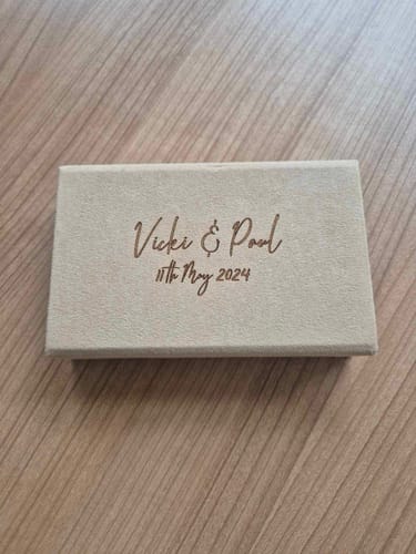 Customer photo review of Latte velvet USB box