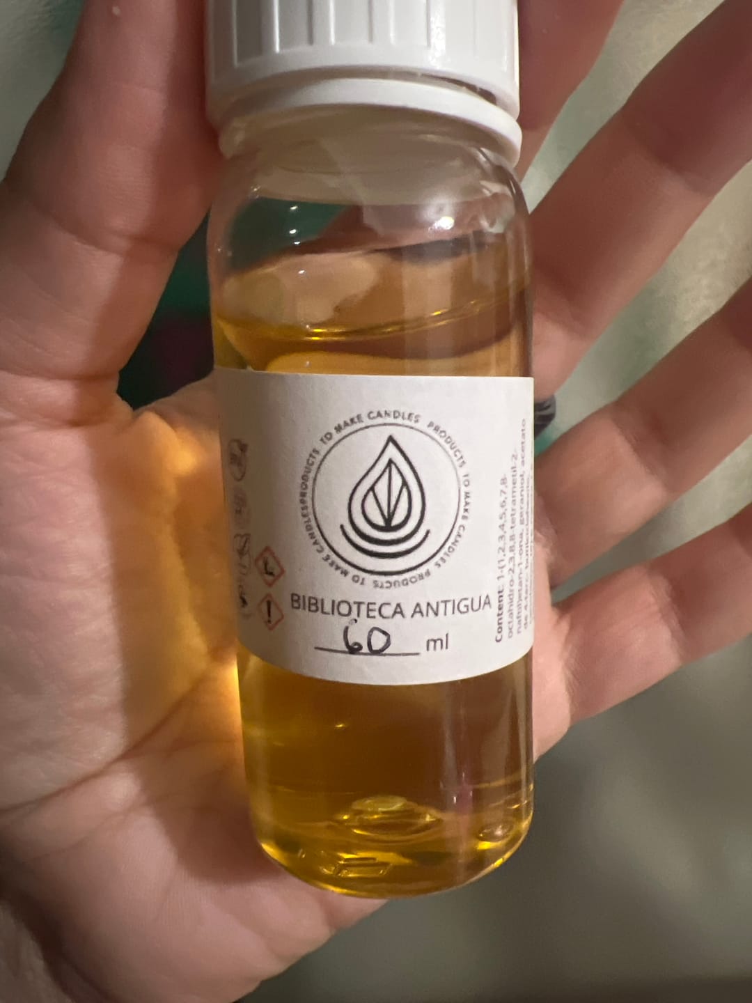 Customer photo review of Fragancia BIBLIOTECA ANTIGUA