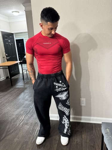 Customer photo review of 2142 - Golds Gym Evolution Sweats