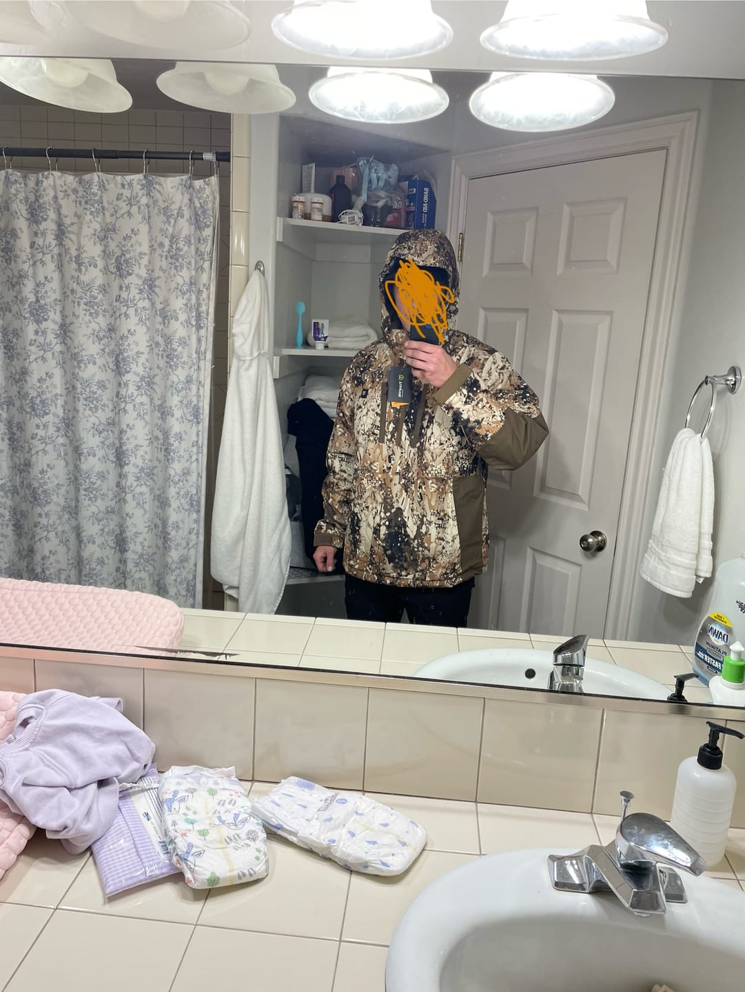 Customer photo review of TIDEWE Men’s Heated Duck Hunting Jacket with Fleece Lining, Waterproof 1/2 Zip Jacket for Hunting (Veil Avayde Camo, Size S-XXXL)