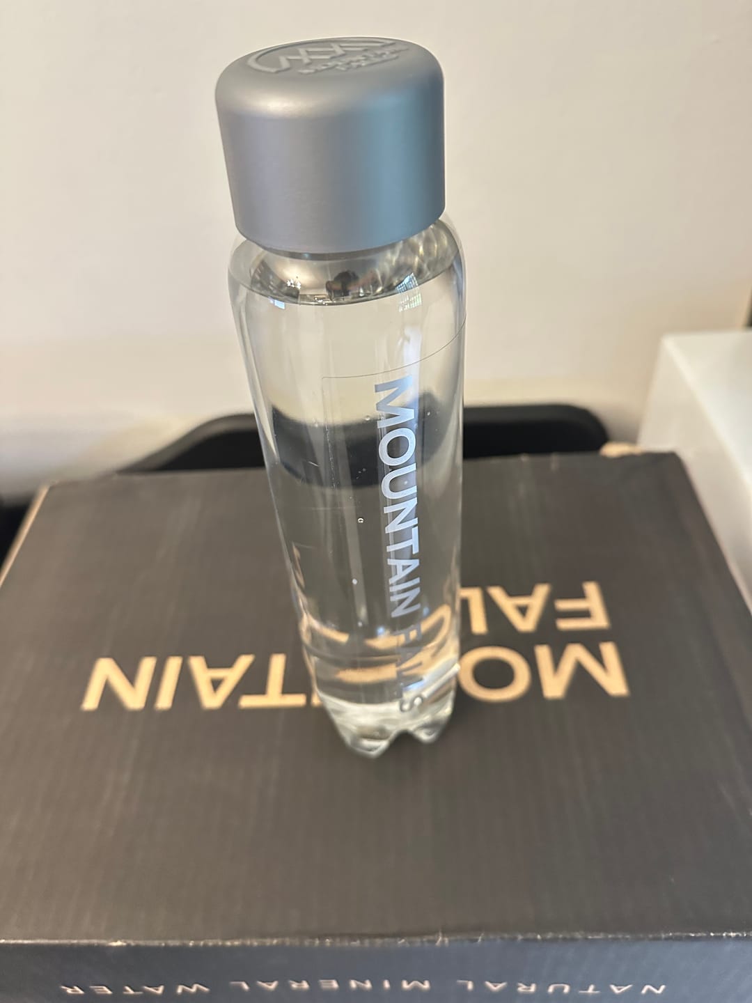 Customer photo review of 500ml Still Mineral Water- Pack of 24
